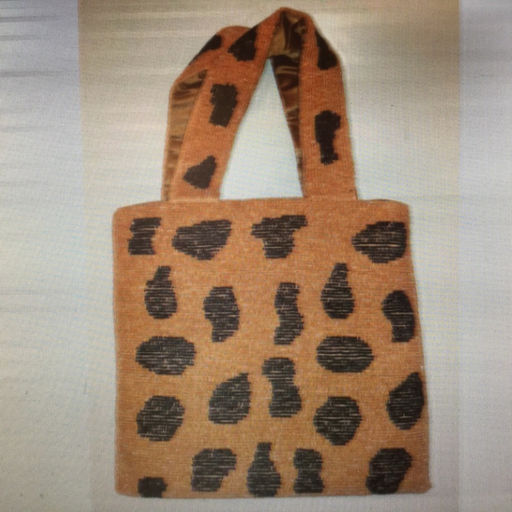 Beaded leopard spot purse  - evening or casual - Picture 2 of 5